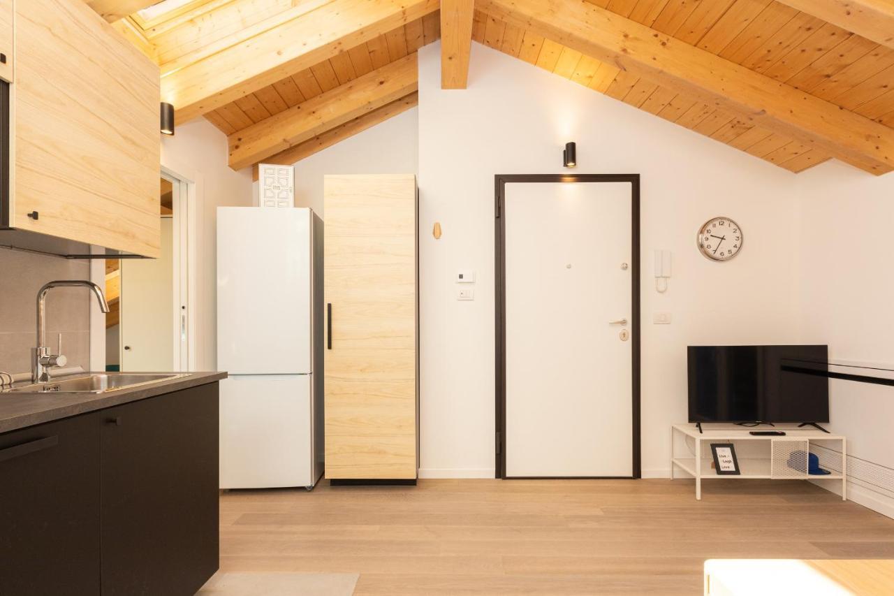 Joivy Contemporary Apartments In Historical Giambellino-Lorenteggio Milaan Buitenkant foto